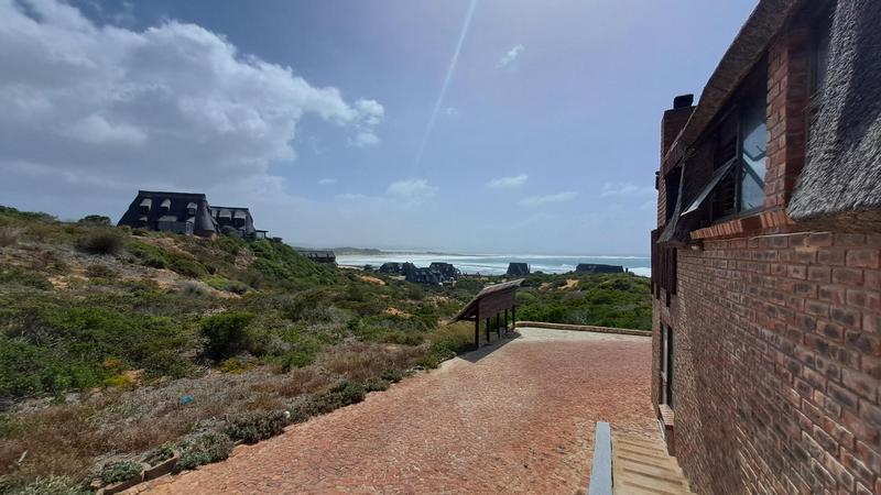 5 Bedroom Property for Sale in Stilbaai Wes Western Cape